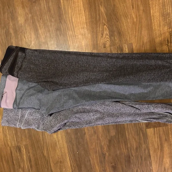 Gray Athletic Leggings bundle - Picture 3 of 3